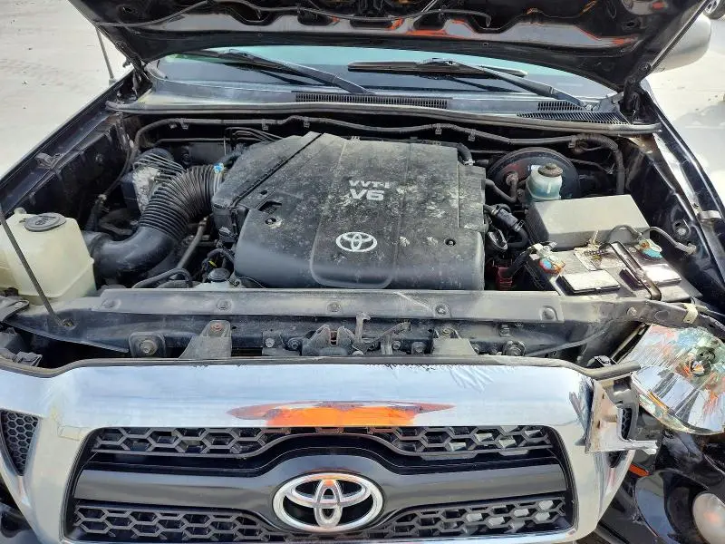 2011 TOYOTA TACOMA PRERUNNER V6  