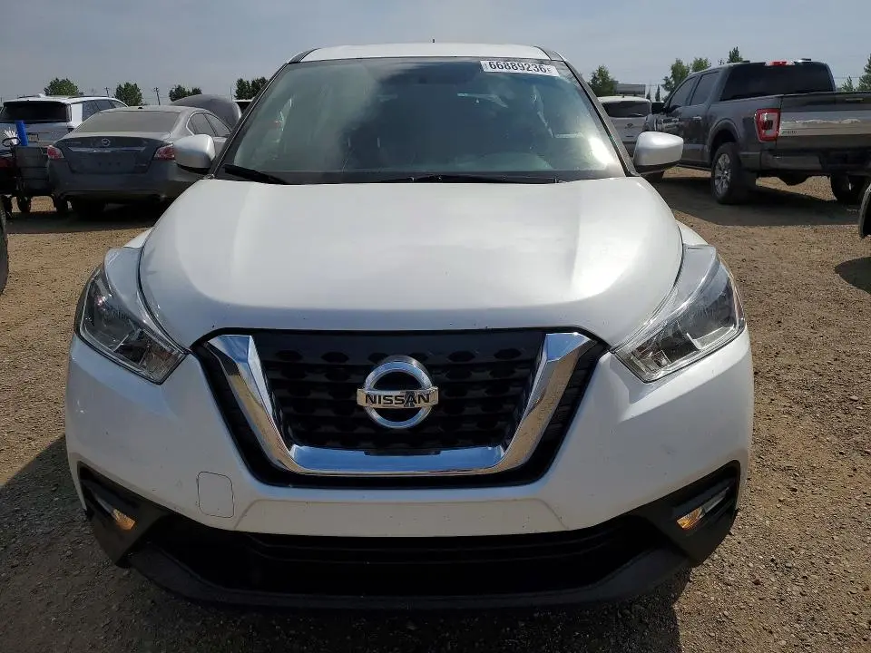 2019 NISSAN KICKS S  