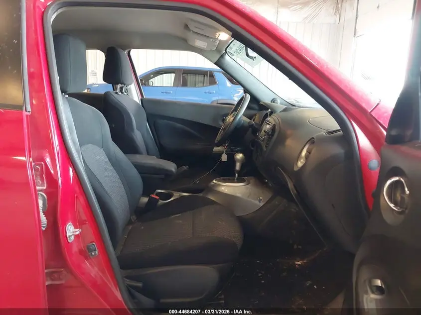 2015 NISSAN JUKE S