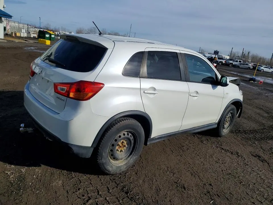 2016 MITSUBISHI RVR SE  