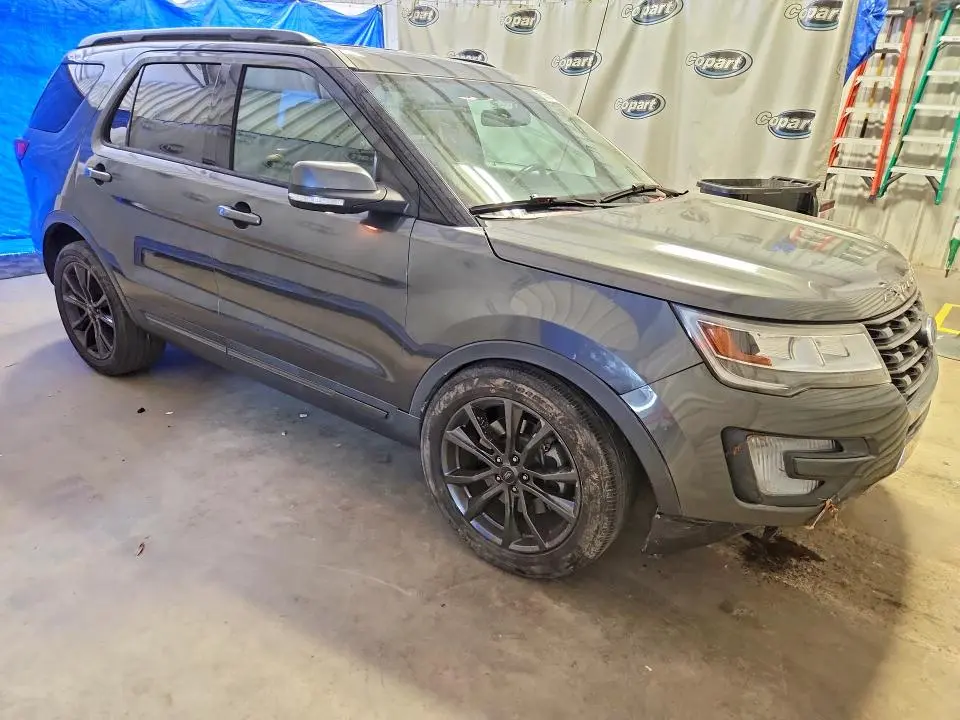 2017 FORD EXPLORER XLT  