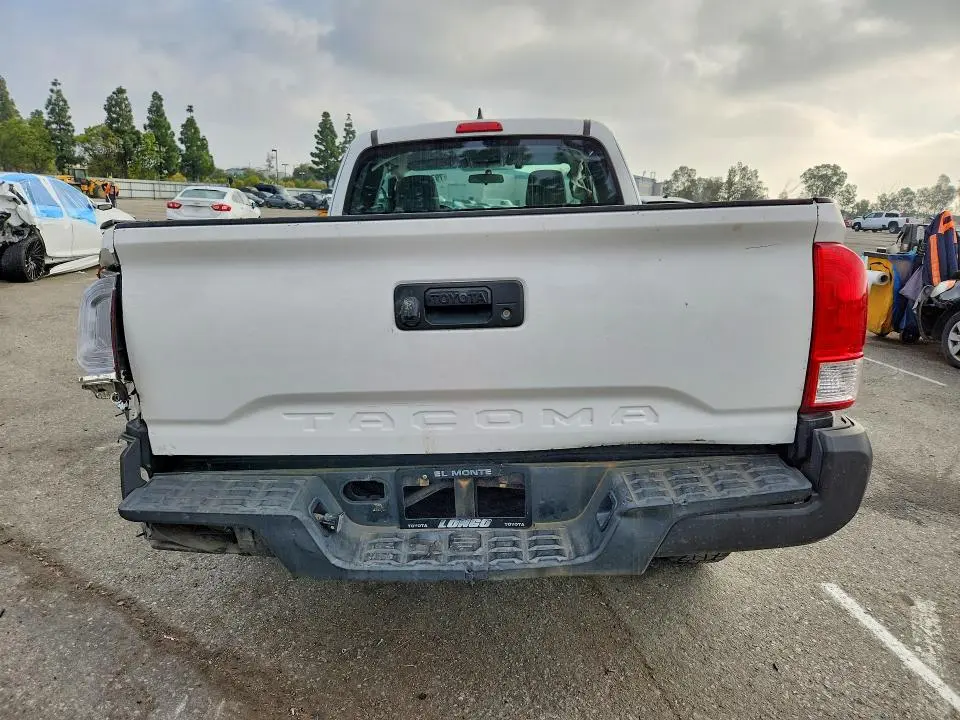 2017 TOYOTA TACOMA SR  