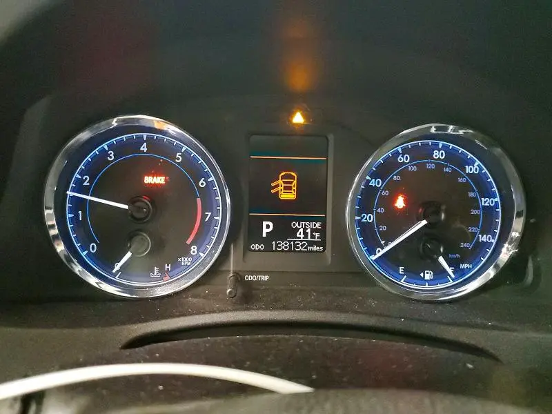 2018 TOYOTA COROLLA LE  