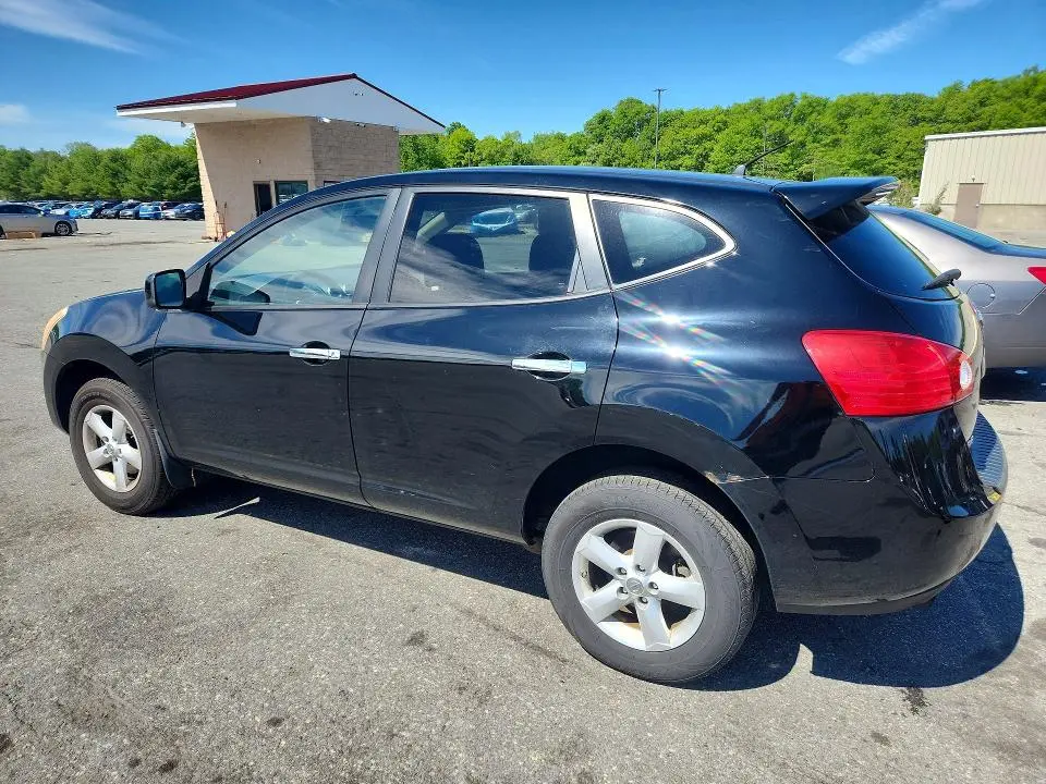 2010 NISSAN ROGUE S  