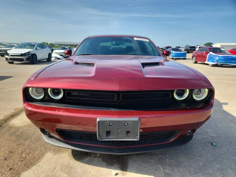 2022 DODGE CHALLENGER SXT  