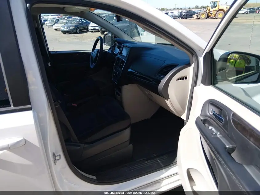 2018 DODGE GRAND CARAVAN SE