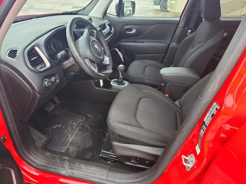 2023 JEEP RENEGADE LATITUDE  