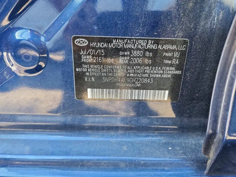2016 HYUNDAI ELANTRA SE  