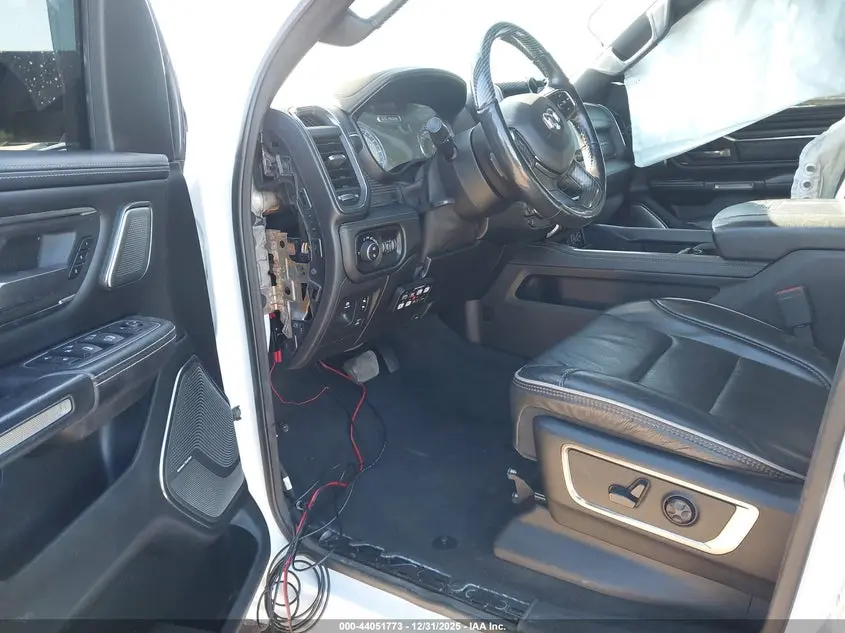 2020 RAM 1500 LIMITED  4X4 5'7 BOX