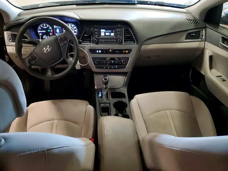 2017 HYUNDAI SONATA SE  