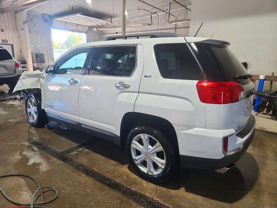 2017 GMC TERRAIN SLT  
