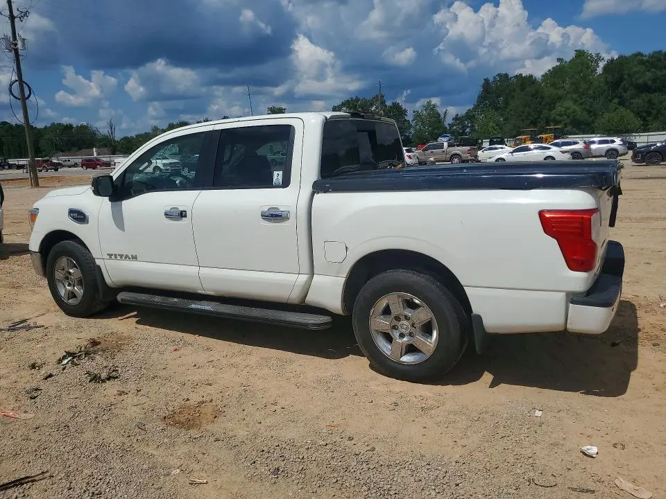 2017 NISSAN TITAN SV  