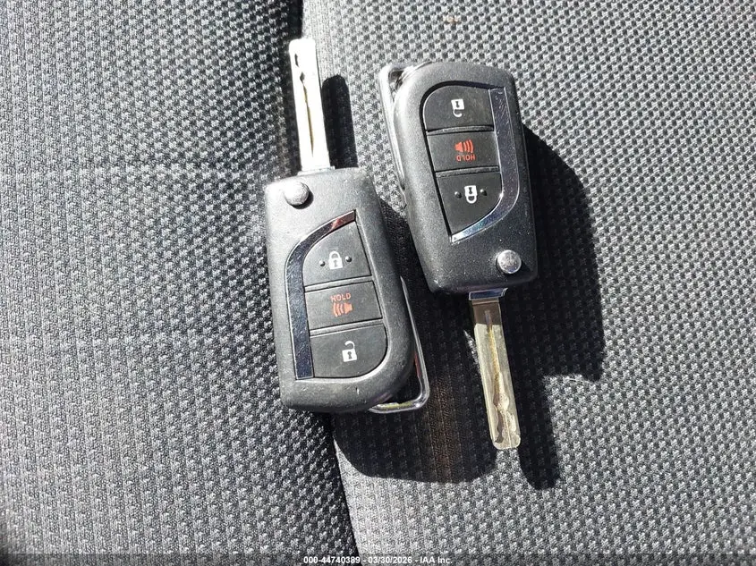 2019 TOYOTA RAV4 HYBRID LE