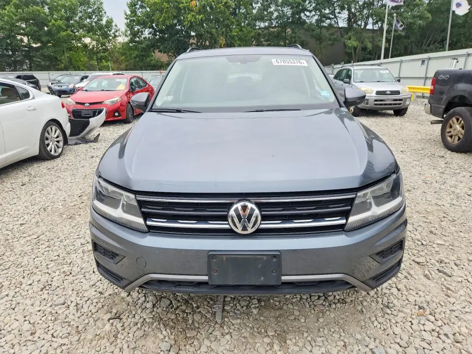 2018 VOLKSWAGEN TIGUAN SE  