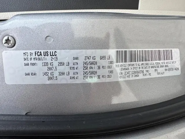 2019 CHRYSLER PACIFICA LIMITED  
