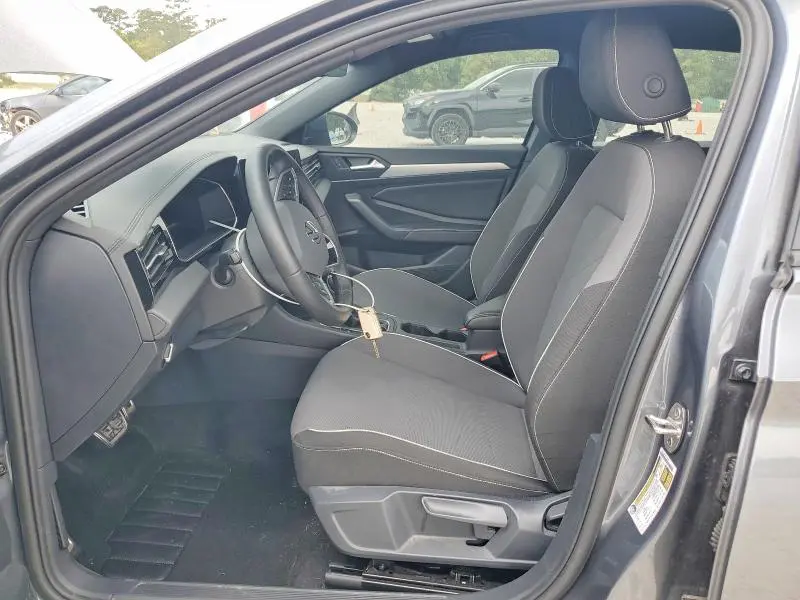 2025 VOLKSWAGEN JETTA SPORT  