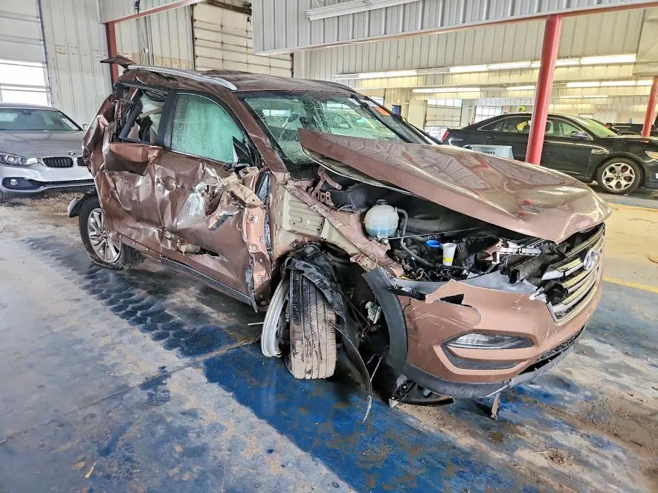2017 HYUNDAI TUCSON SE  