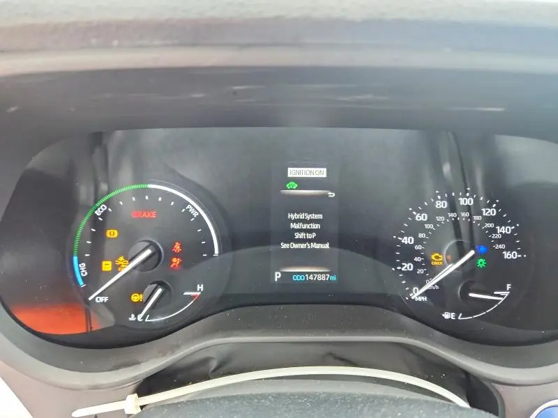 2022 TOYOTA SIENNA LE  
