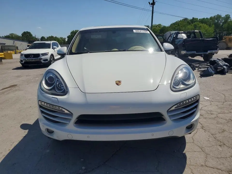 2013 PORSCHE CAYENNE   