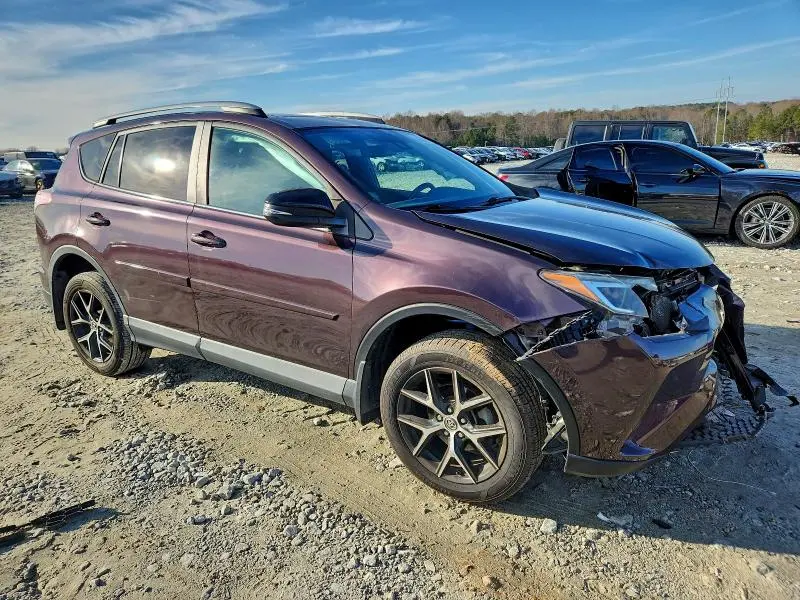 2017 TOYOTA RAV4 SE  