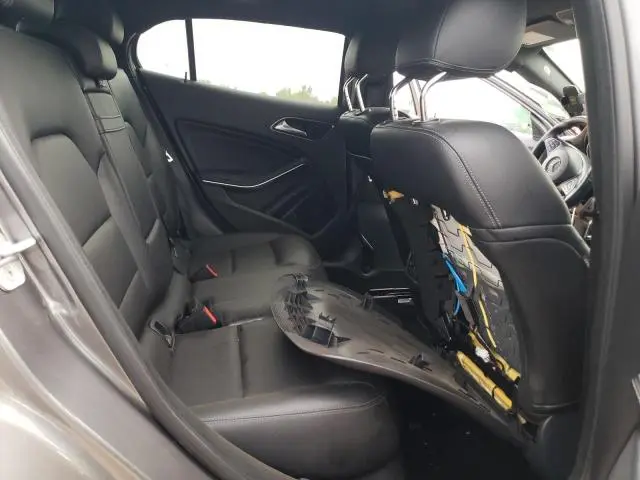 2018 MERCEDES-BENZ GLA 250 4MATIC  
