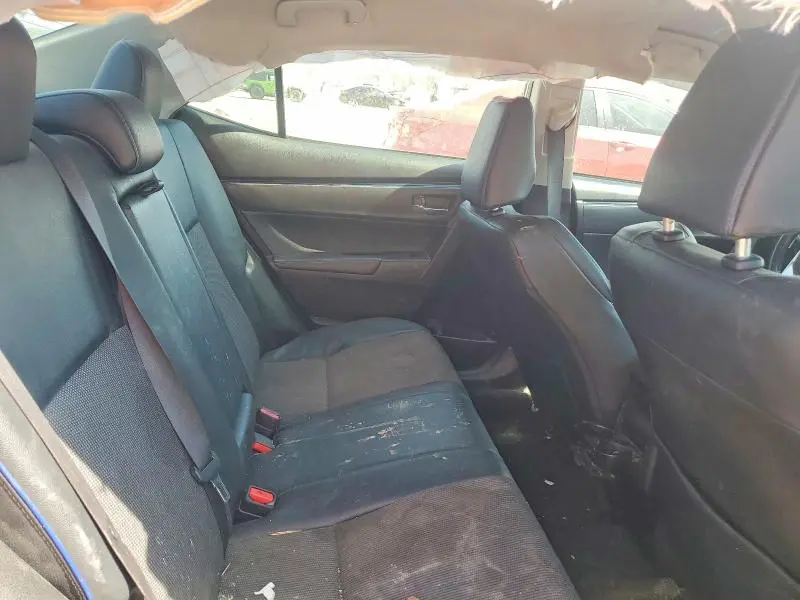 2017 TOYOTA COROLLA SE  