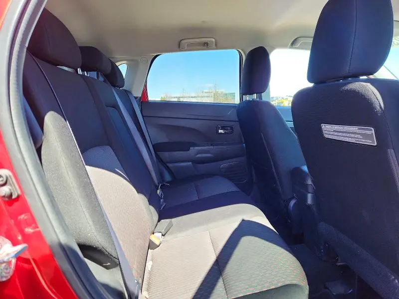 2018 MITSUBISHI RVR SE  