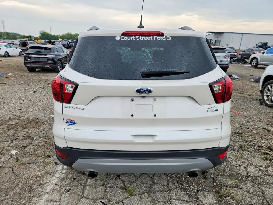 2019 FORD ESCAPE SEL  