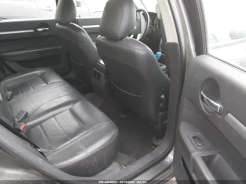 2010 DODGE CHARGER SXT