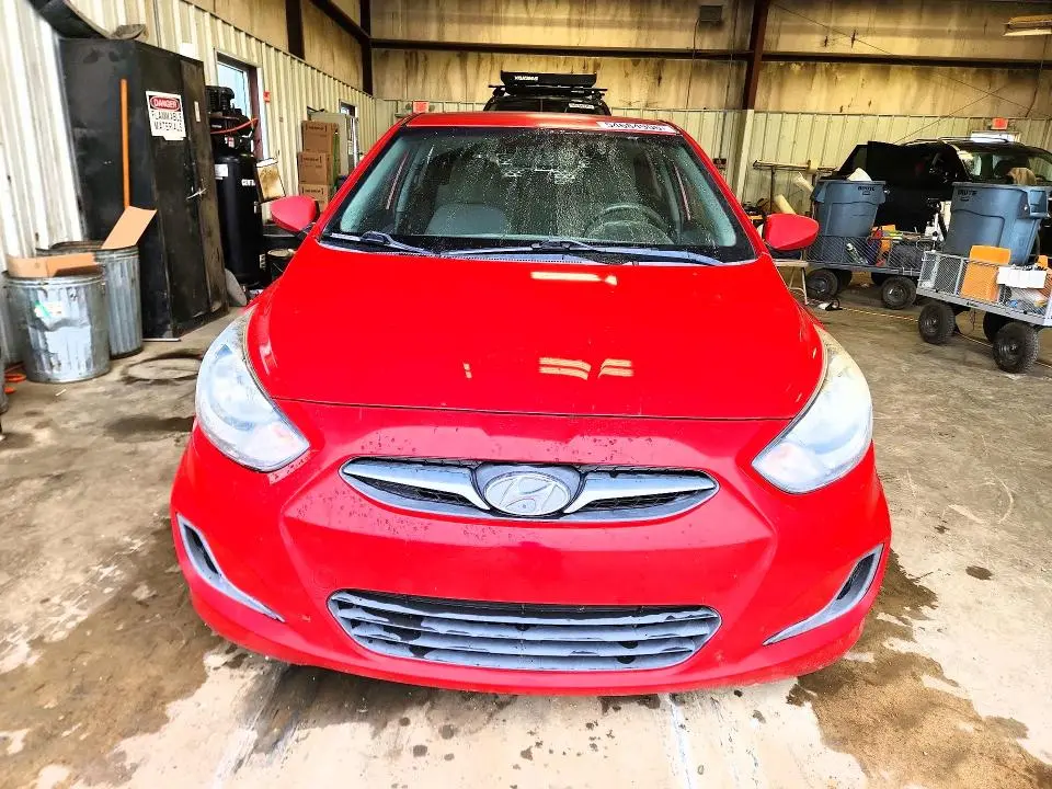 2014 HYUNDAI ACCENT GS  