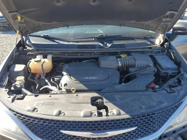 2018 CHRYSLER PACIFICA TOURING L PLUS  