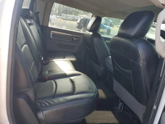 2017 RAM 1500 SLT  
