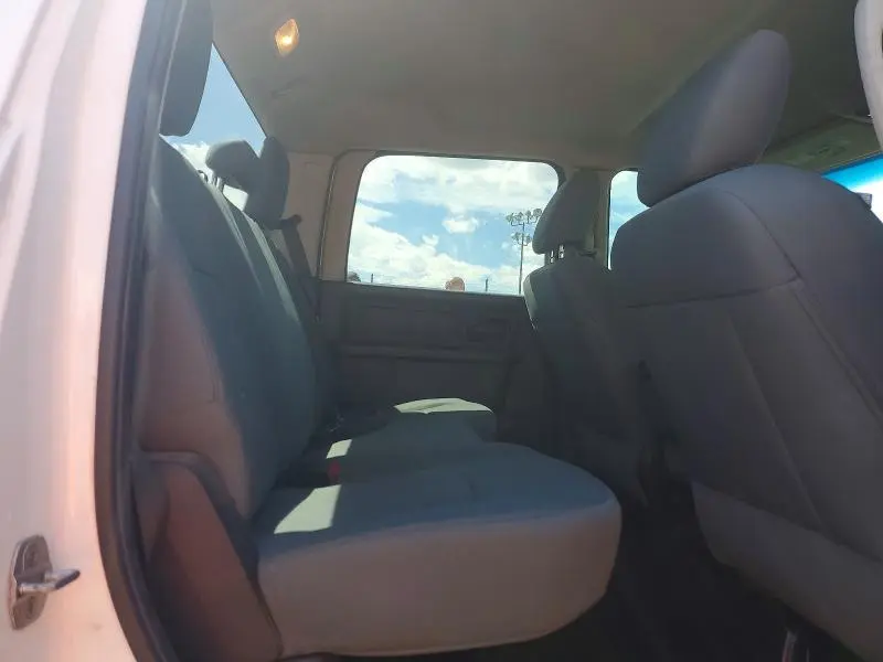 2014 RAM 1500 ST  