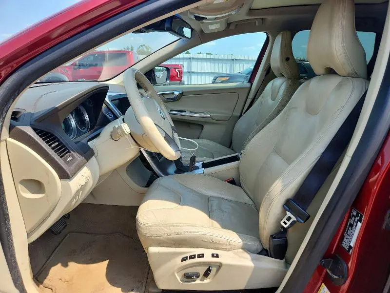 2013 VOLVO XC60 3.2  
