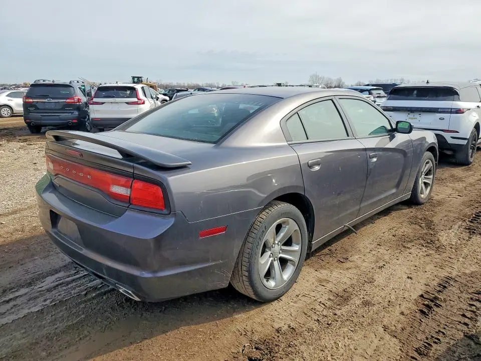 2014 DODGE CHARGER SE  
