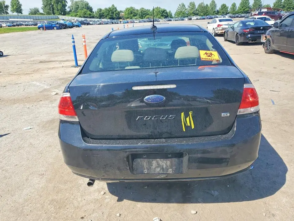 2011 FORD FOCUS SE  