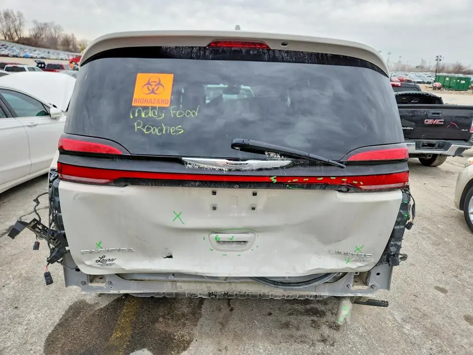 2021 CHRYSLER PACIFICA LIMITED  