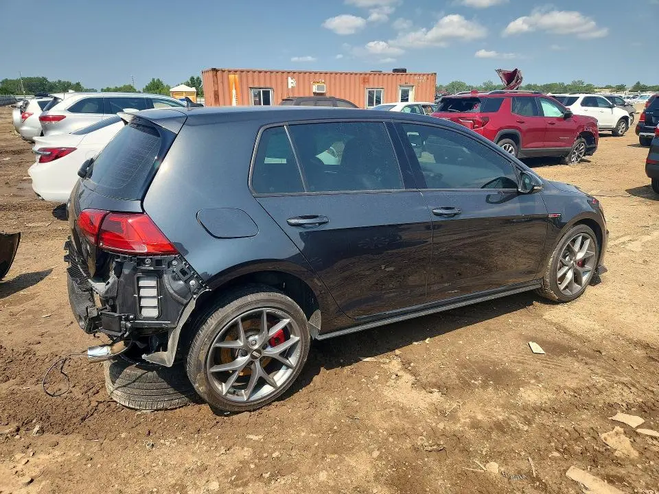 2017 VOLKSWAGEN GTI S/SE  