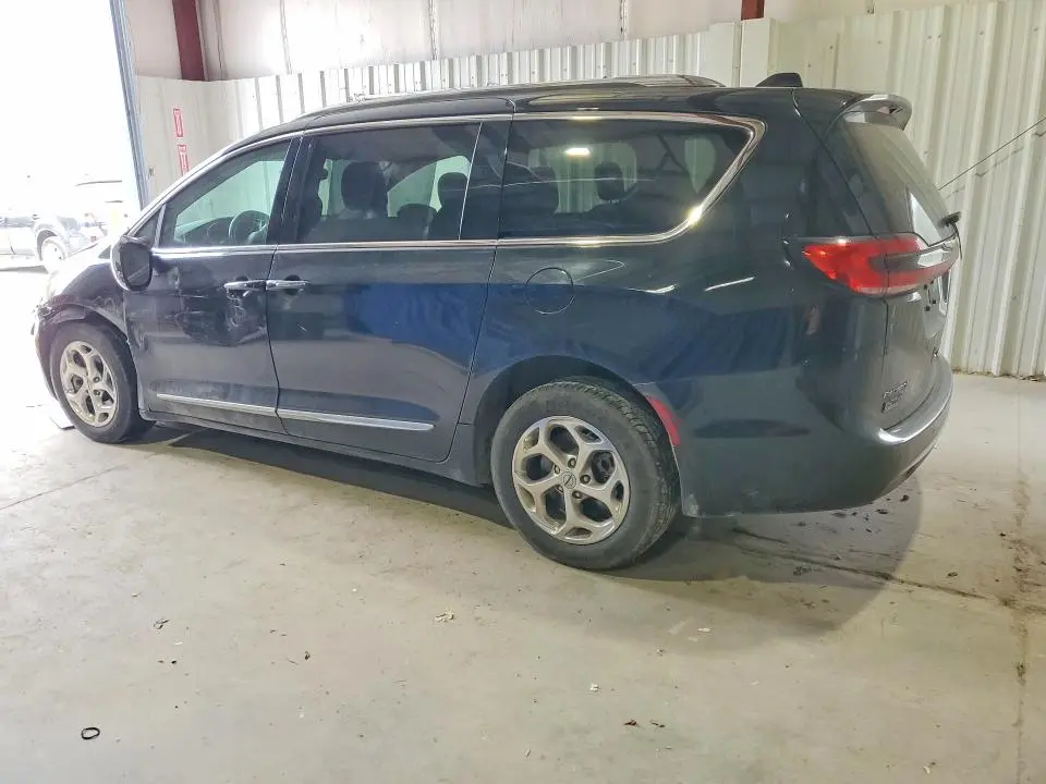 2021 CHRYSLER PACIFICA LIMITED  