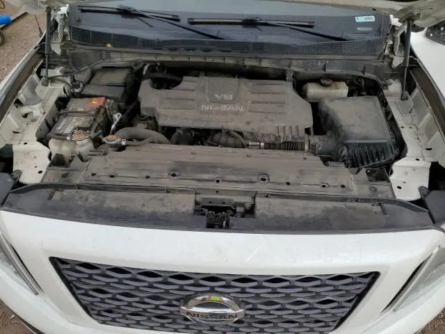 2017 NISSAN TITAN SV  