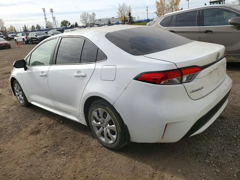 2021 TOYOTA COROLLA LE  