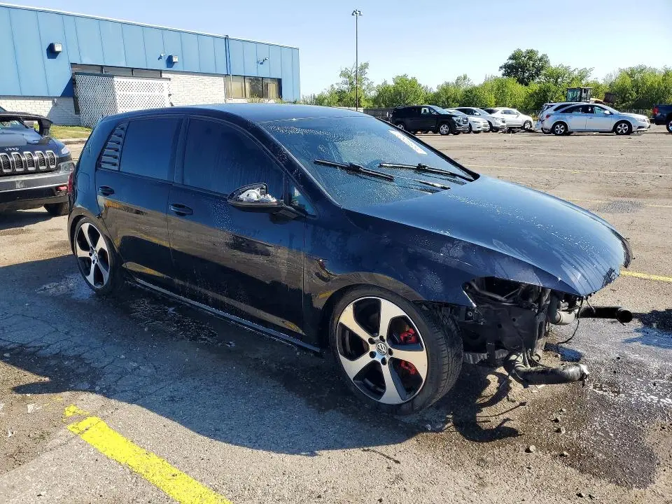 2017 VOLKSWAGEN GTI S  