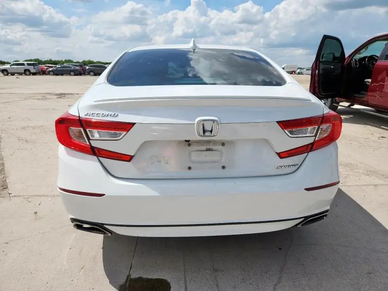 2018 HONDA ACCORD SPORT  