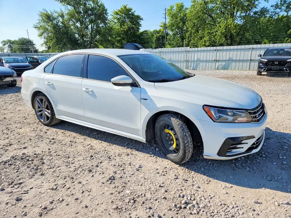 2018 VOLKSWAGEN PASSAT S  