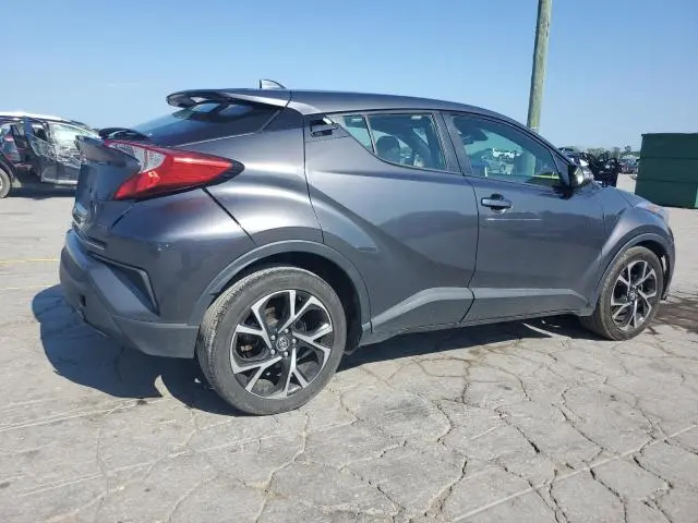 2019 TOYOTA C-HR XLE  