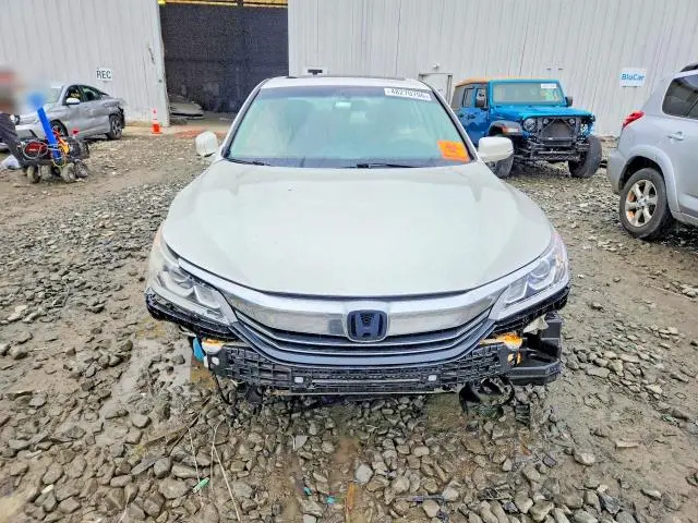 2017 HONDA ACCORD EX  