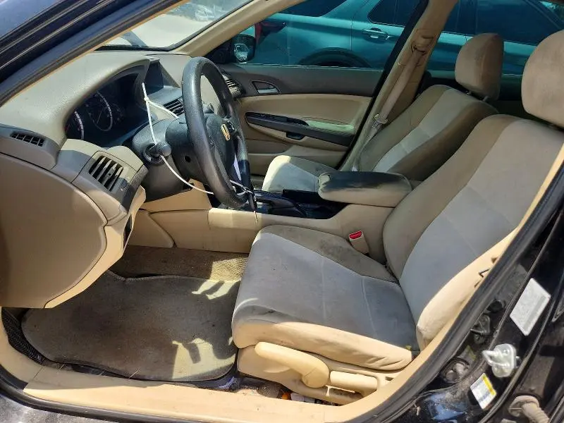 2010 HONDA ACCORD LX  