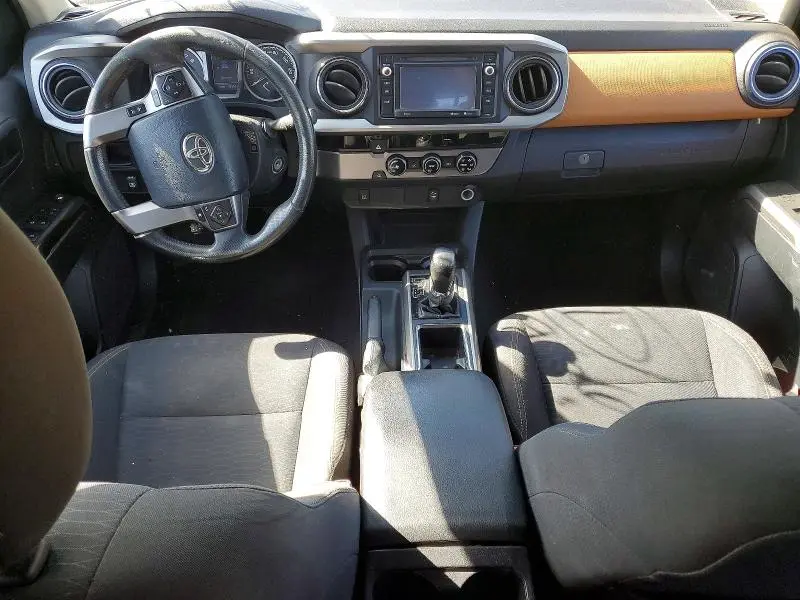 2017 TOYOTA TACOMA SR5 V6  