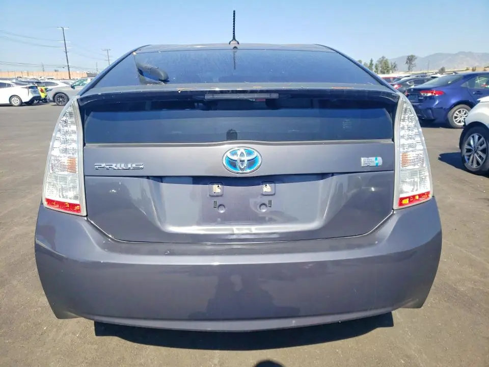 2010 TOYOTA PRIUS II  