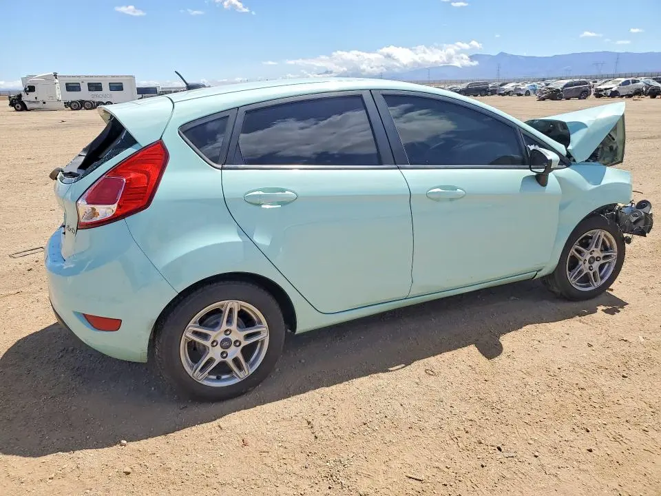 2017 FORD FIESTA SE  